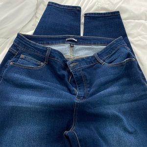 NWOT- Fashion nova jeans 2X Never worn
